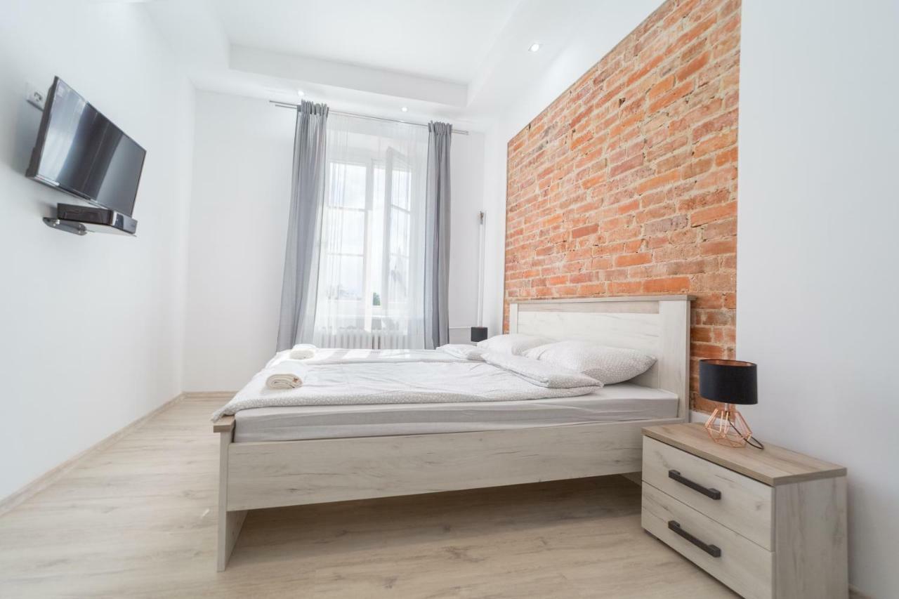 White Vision Apartment Opole Extérieur photo